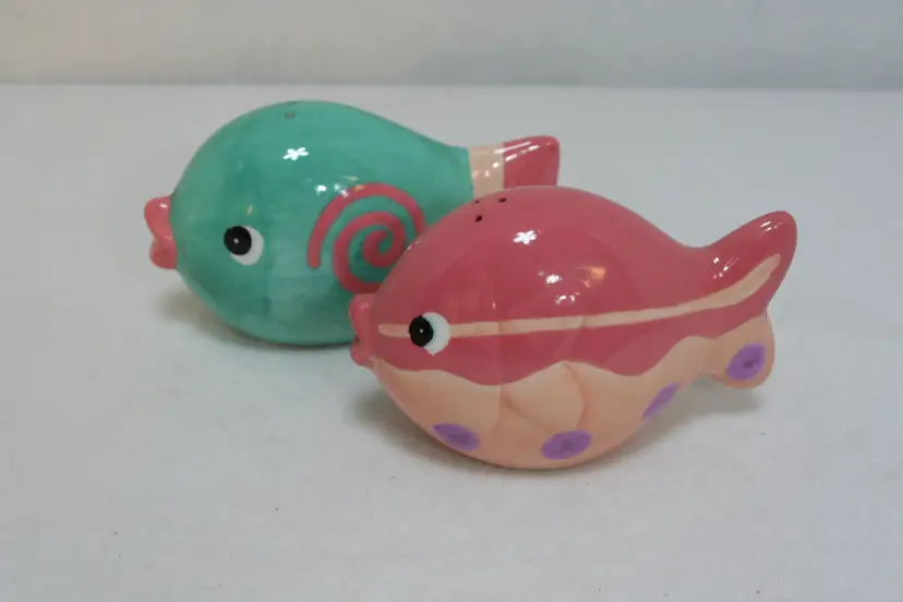 Tropical Teal Pink Fish Ceramic Whimsical Salt & Pepper Shakers