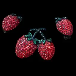 Weiss Rhinestone Strawberry Brooch 1.75” & Clip On Earring Set