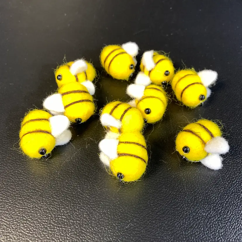 10-Felt Bumblebees