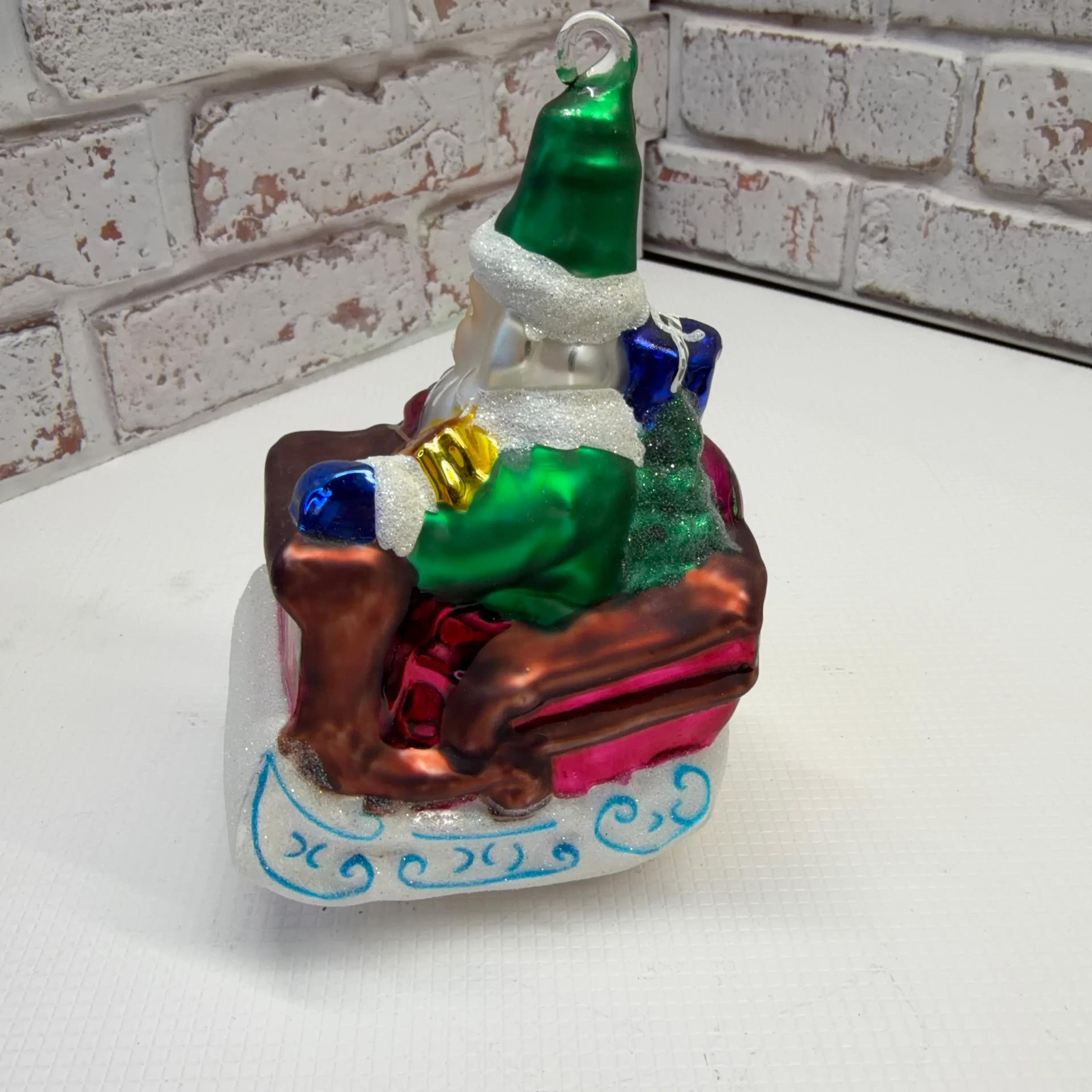 Image 4 of 8