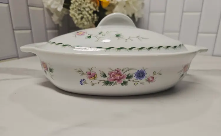 1 pint Spring Night Casserole Dish with Cover by Sadek