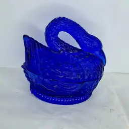 Vintage Cobalt Blue Glass Nesting Swan Covered Glass Candy Dish Taiwan