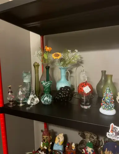 Pottery, Glass and Vases with Thrifty Tiffani