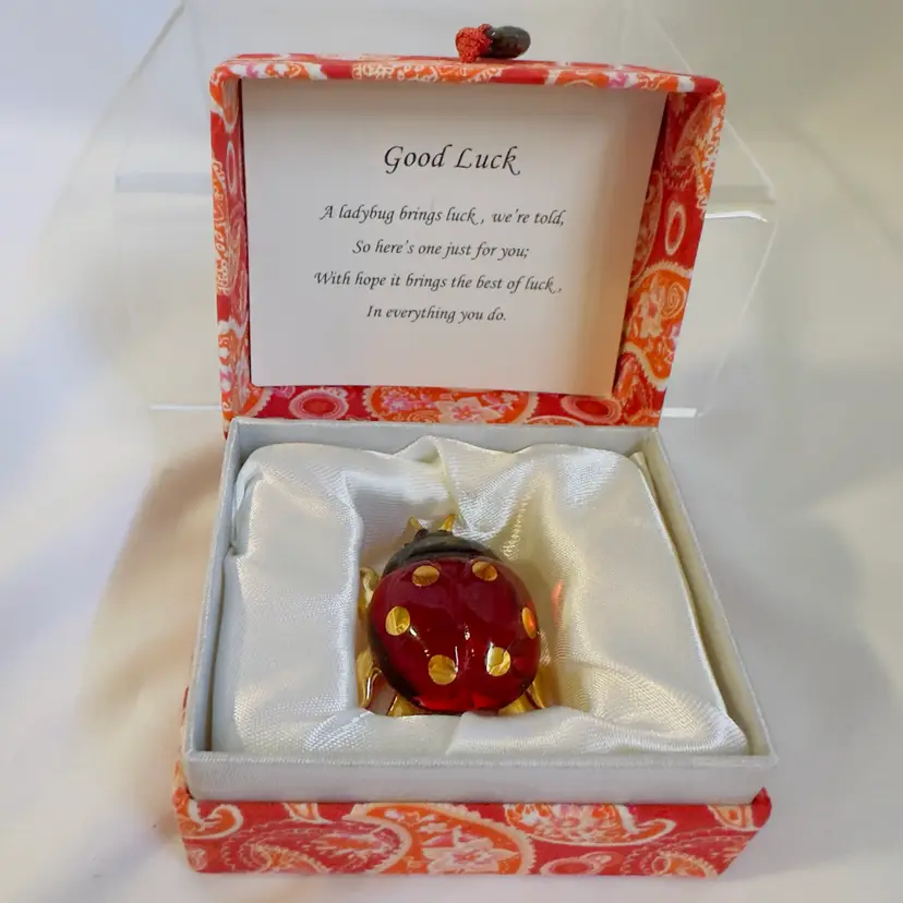 #2033 Vintage Ladybug Beetle “Thinking Of You” Friendship Trinket Glass Hand Painted