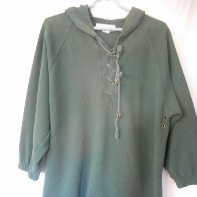 Green Hoodie Lace up Henley Sweatshirt Size M