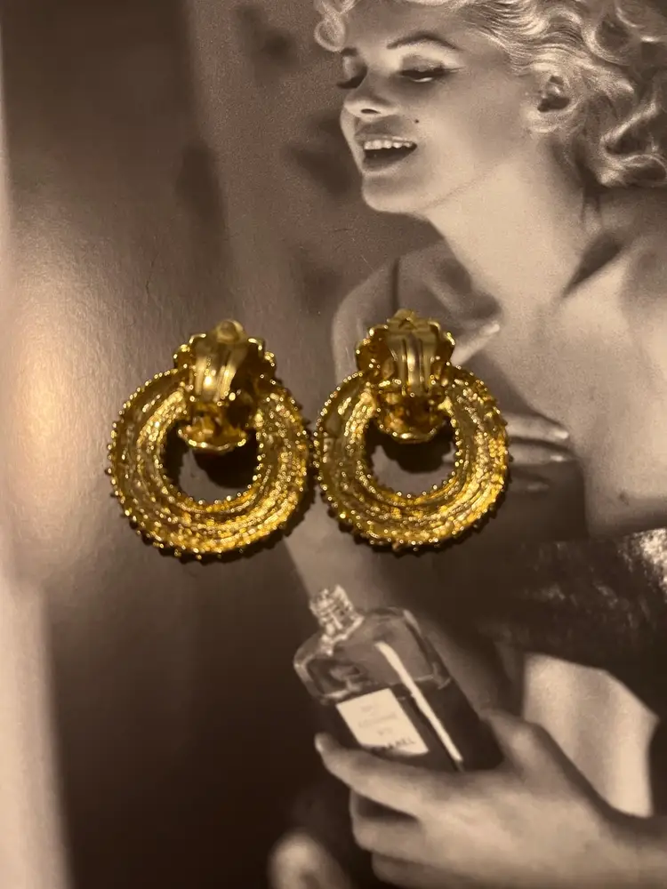 Stunning Large Unsigned CRAFT Crystal Ribbed Gold Plated Byzantine Door Knocker Vintage Clip On Earrings, Statement Diamanté Runway Earrings 