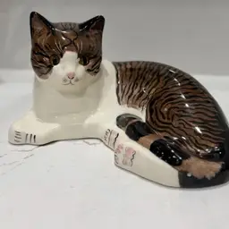 Vintage N.S. Gustin Hand Painted Brown Striped Tabby Lounging Cat