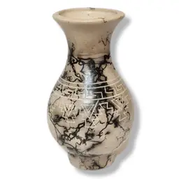 #01 Exceptional Dine Navajo Etched Horse Hair Art Pottery Vase Signed 5" Art Pott