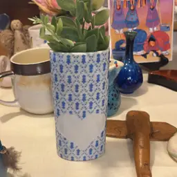 Holly Hobby Vase