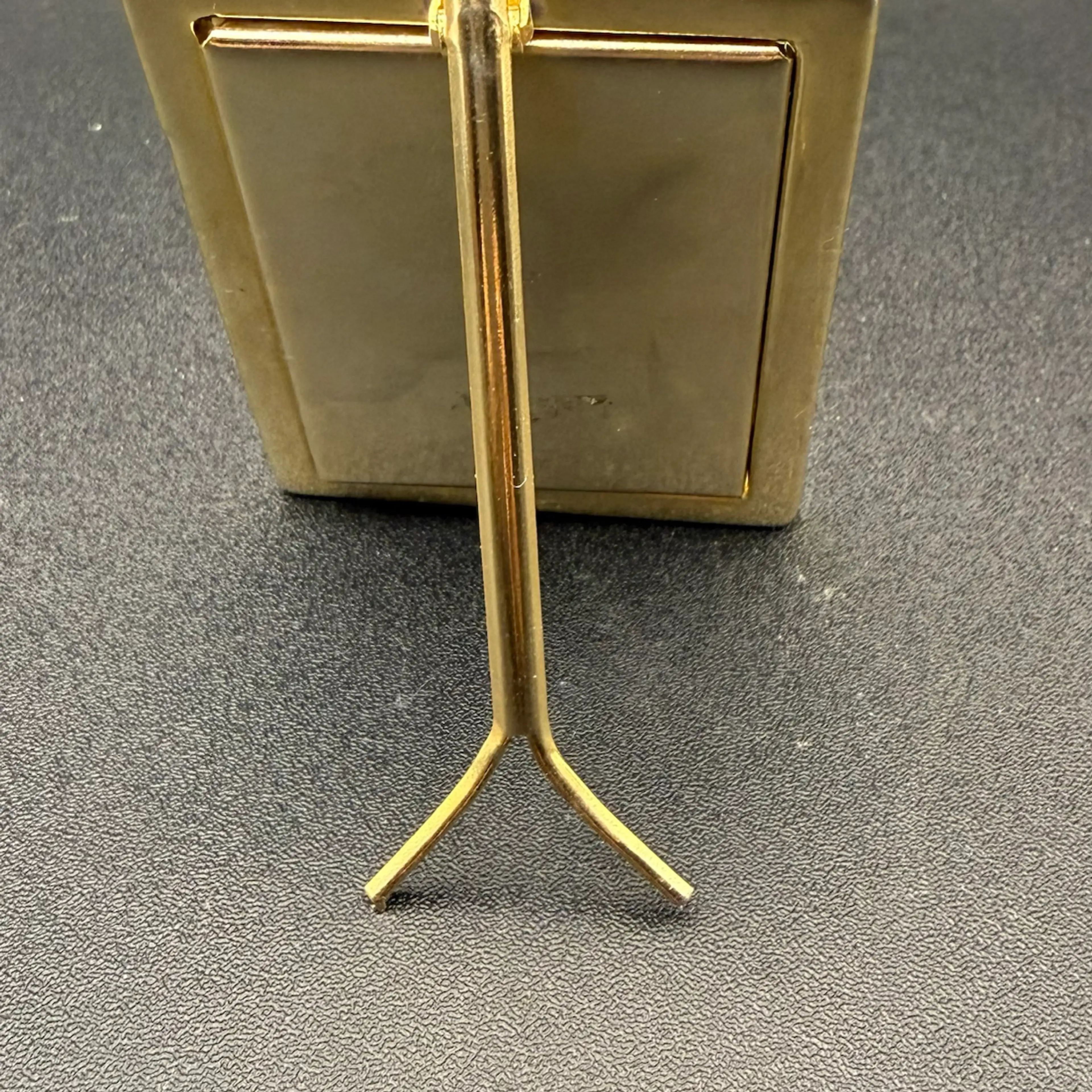 Image 3 of 6
