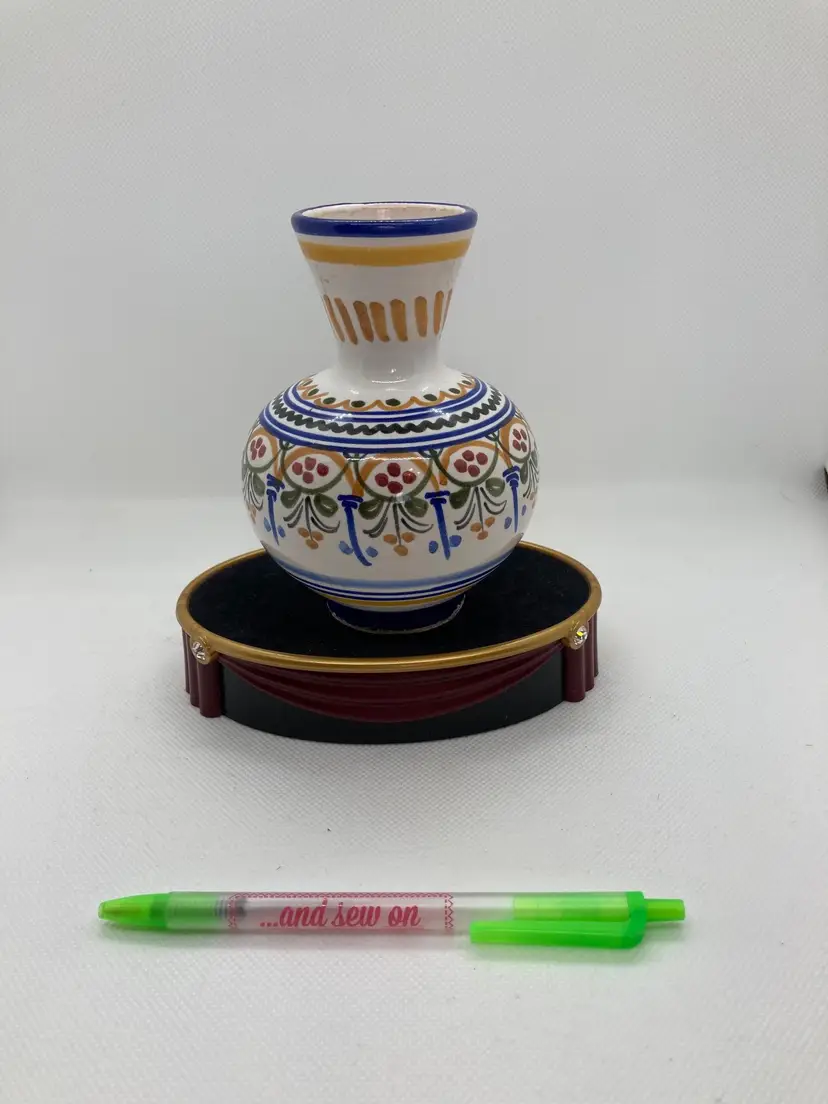 De La Cal Puente Espana vase