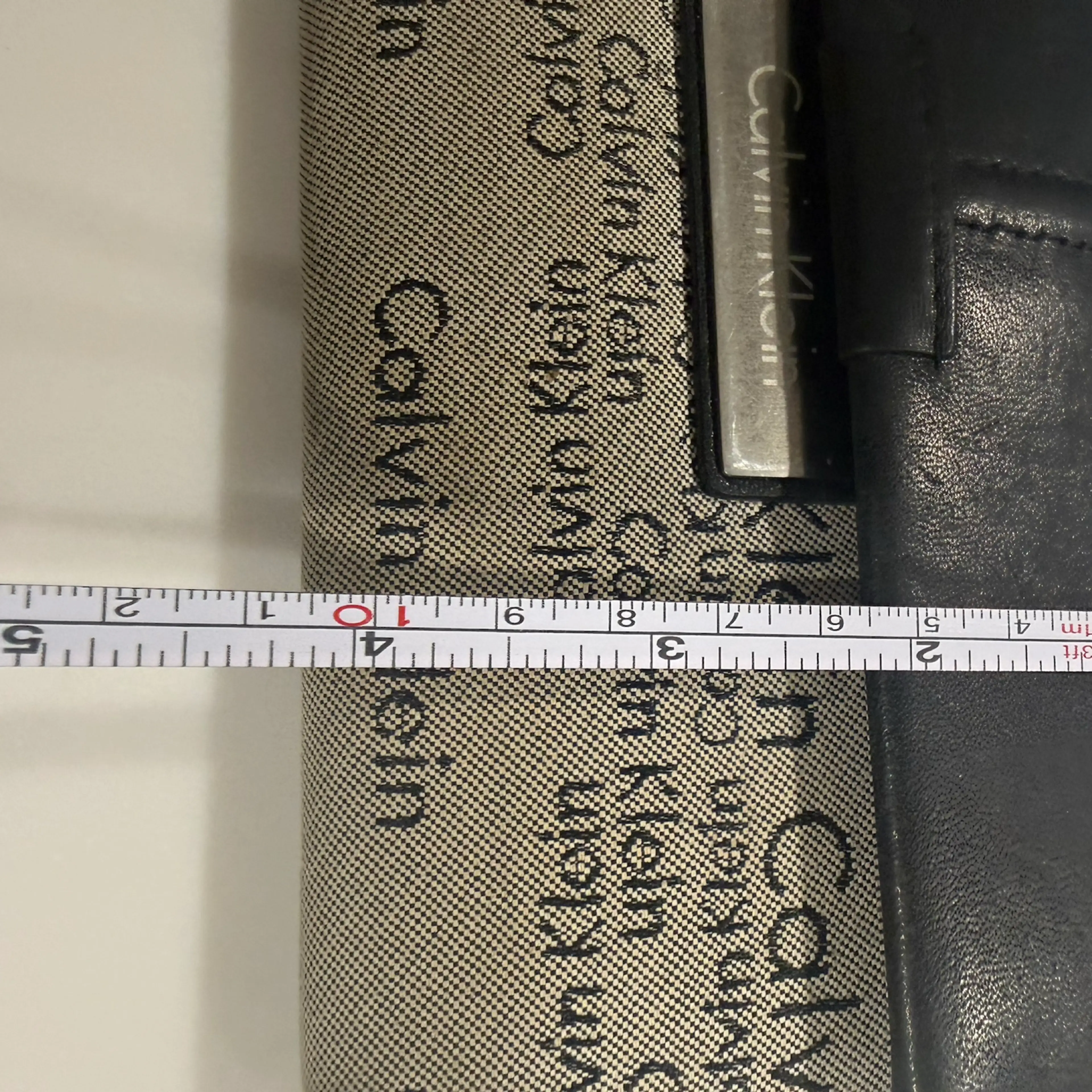 Image 4 of 7