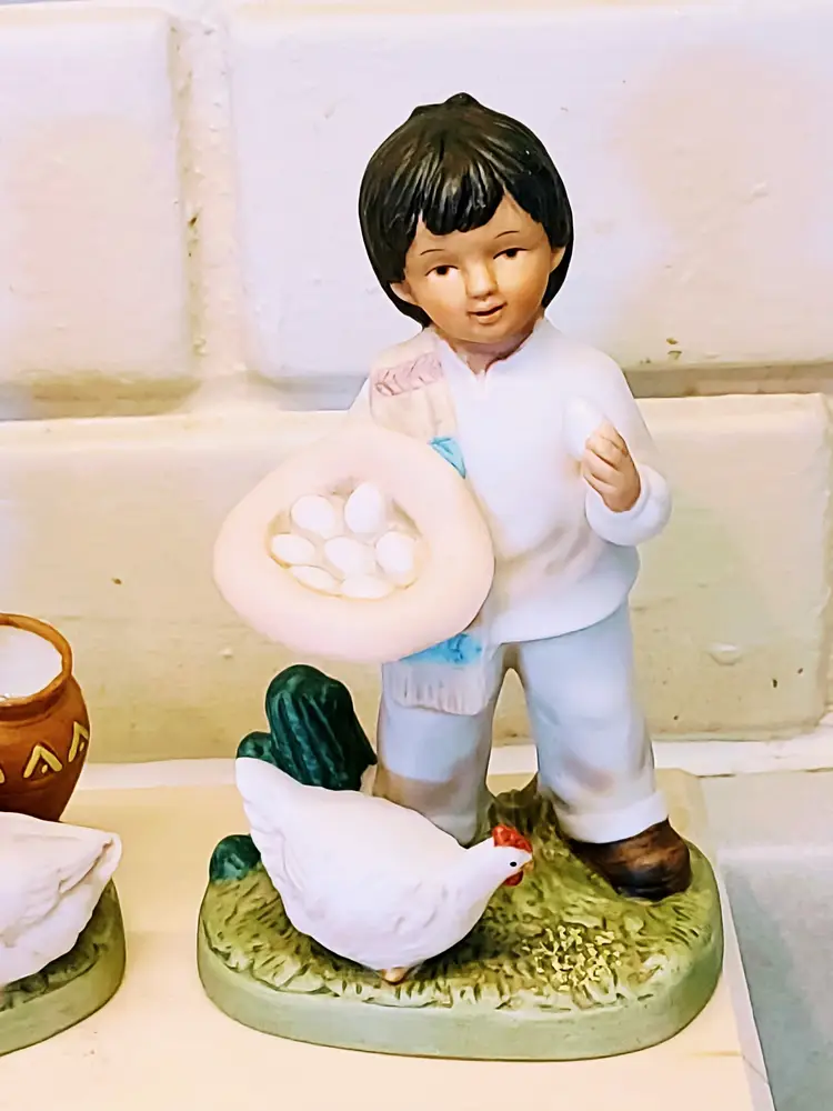 VINTAGE HOMCO FIGURINES #1409 SOUTHWESTERN GIRL AND BOY SET