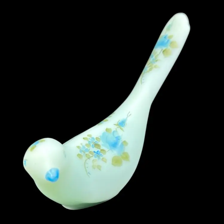 Fenton Blue Roses & Green Leaves 🍃on Blue Bird. Hand-Painted & Signed By L. McMullen. Satin Finish Happiness Bird. 6-3/4” L Head-to-Tail. Glows Under UV.