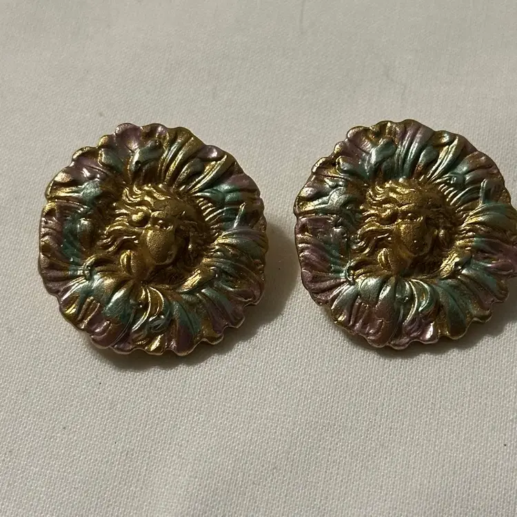 Vintage Painted Gold Tone Iridescent Overtones Lady With Flowing Hair Post Earrings