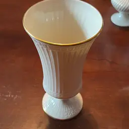 025. VINTAGE LENOX GREEK STYLE VASE WITH GOLD TRIM