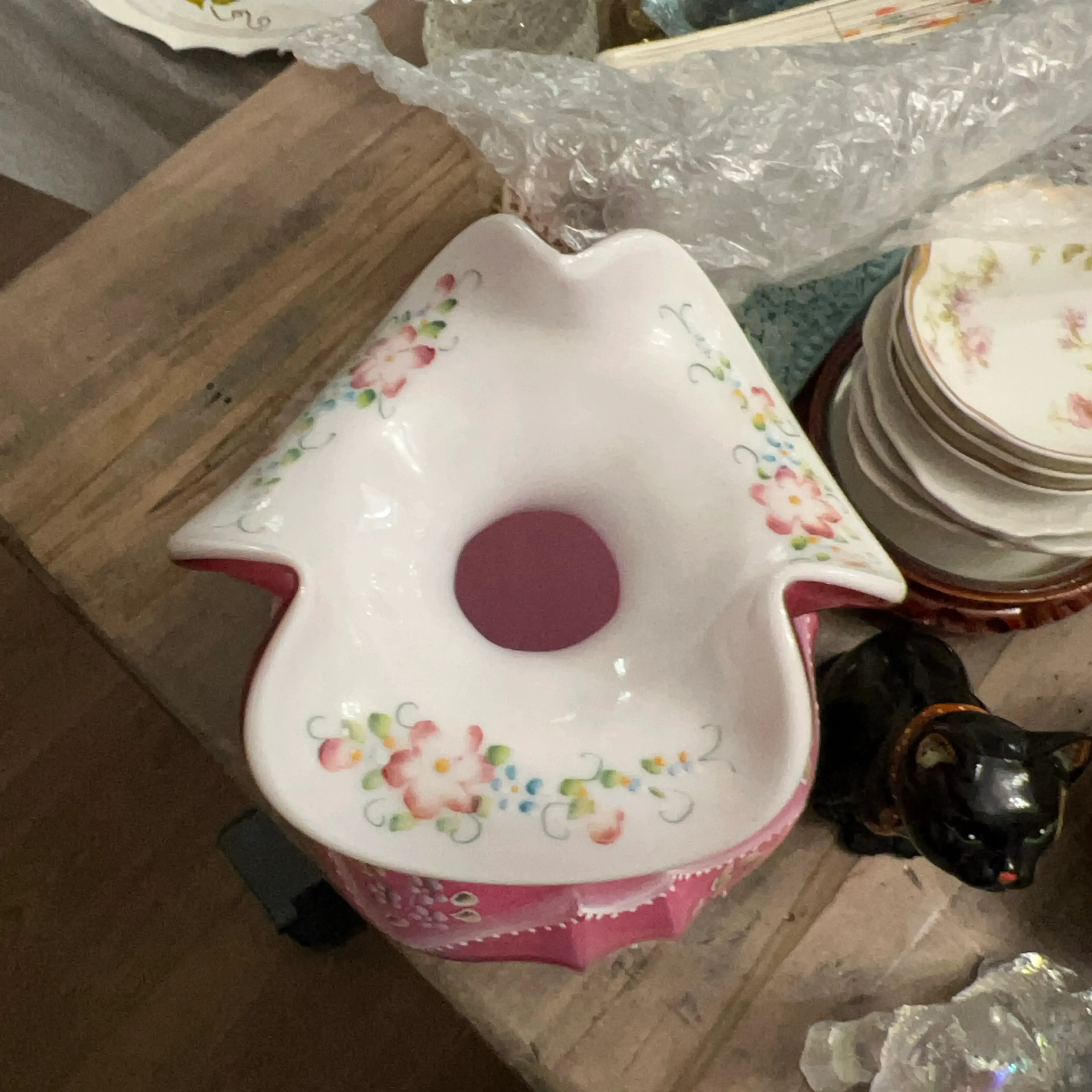 Image 2 of 6