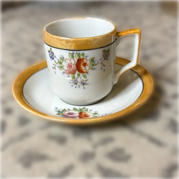 1940s Occupied Japan Hand-Painted Lusterware Teacup & Saucer