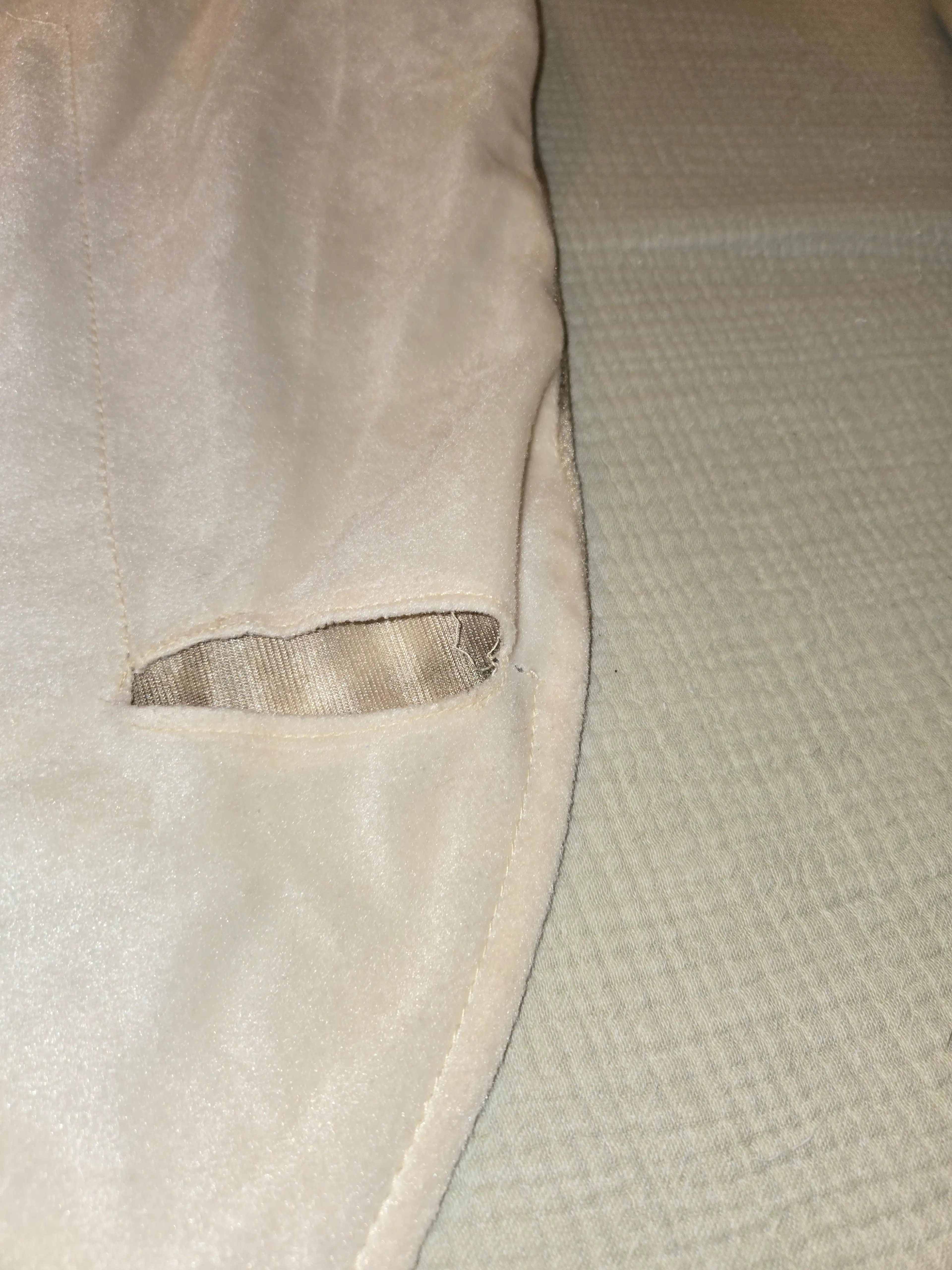 Image 3 of 9