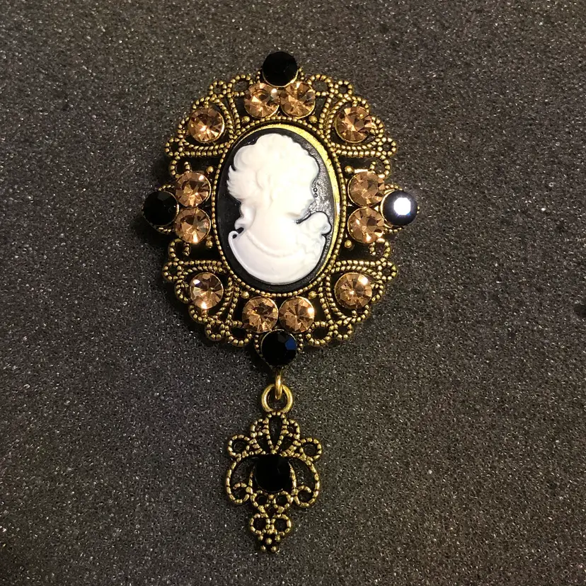 Gold-Tone Cameo with Jewels and Dangle Brooch