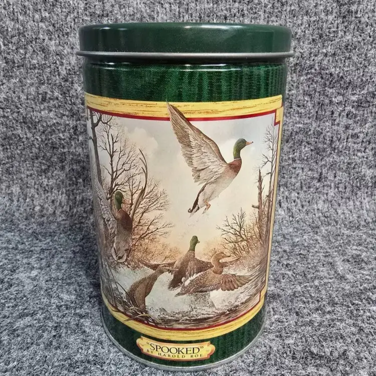 Collectible Lowreys Ducks Unlimited Spooked Tin Container Exclusive Edition 1990 C1