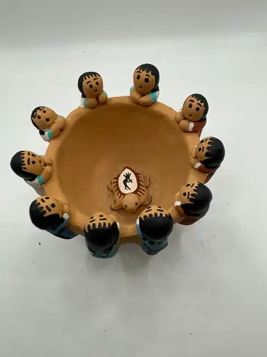 Rainy late Night Vintage Variety With Jenn