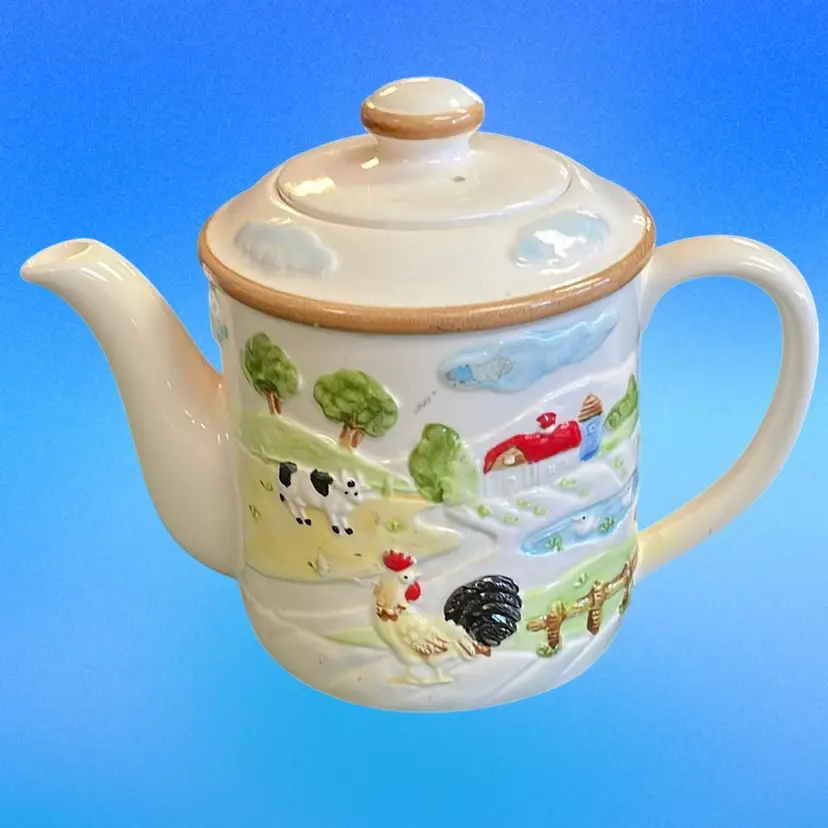 Norcrest Americana Countryside Teapot