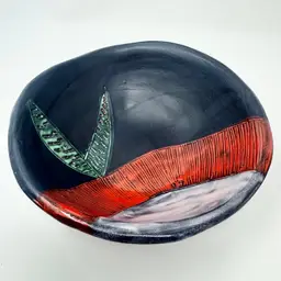 Lisa Neimeth Ceramics signed 8.5" wide leaf and soil black studio pottery bowl