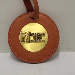 PGA Tour Partners Club Life Member Leather Luggage Tag Delee Knudson