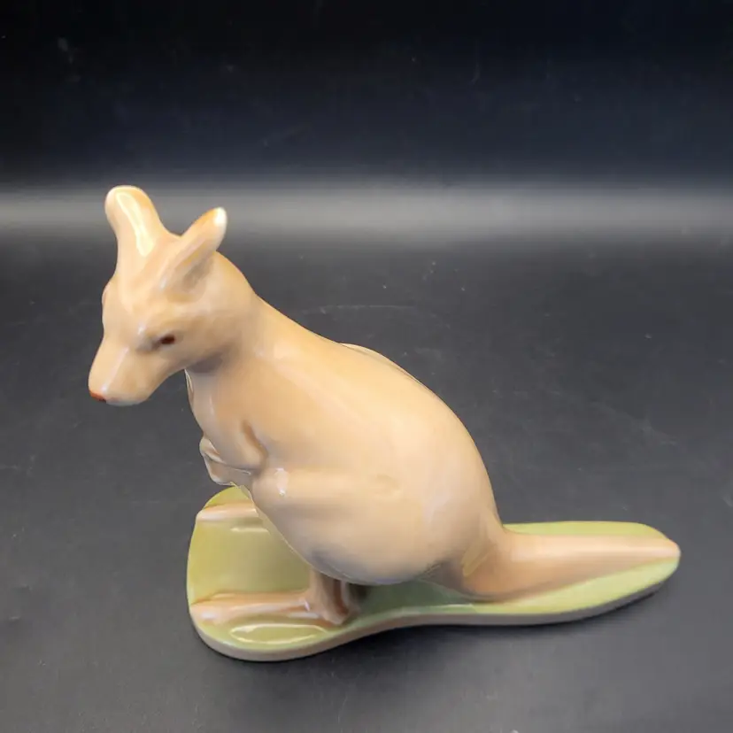 Rare Wade Ceramic Kangaroo
