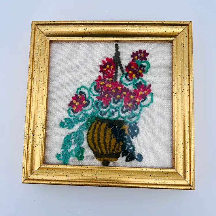 For The Crewel Lover 🎁 6”x 6”Hand stitched Floral Crewel Wall Art