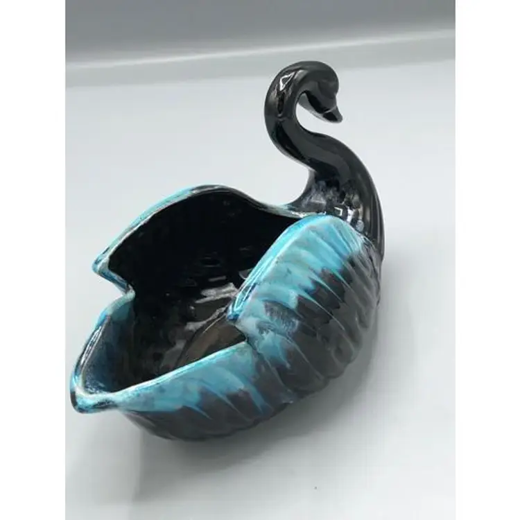 Blue Mountain Pottery Swan Planter