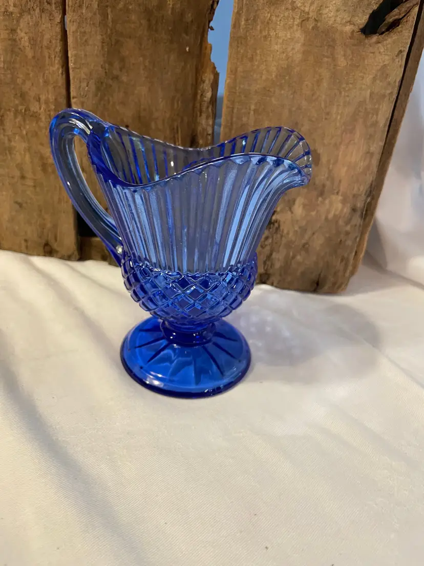 Avon 1976 Bicentennial Mount Vernon Sauce Pitcher Fostoria Candle Holder no candle included