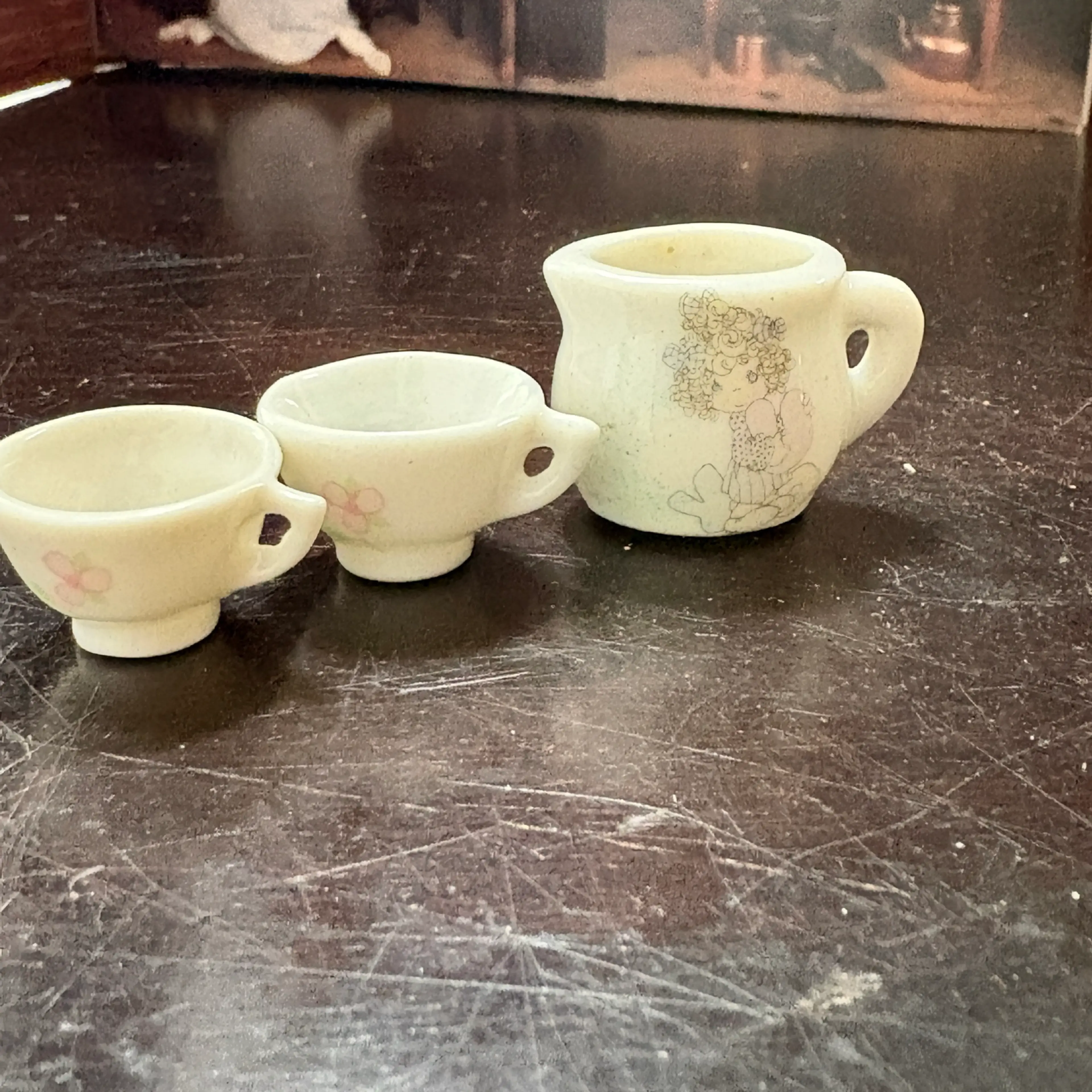 Image 1 of 5