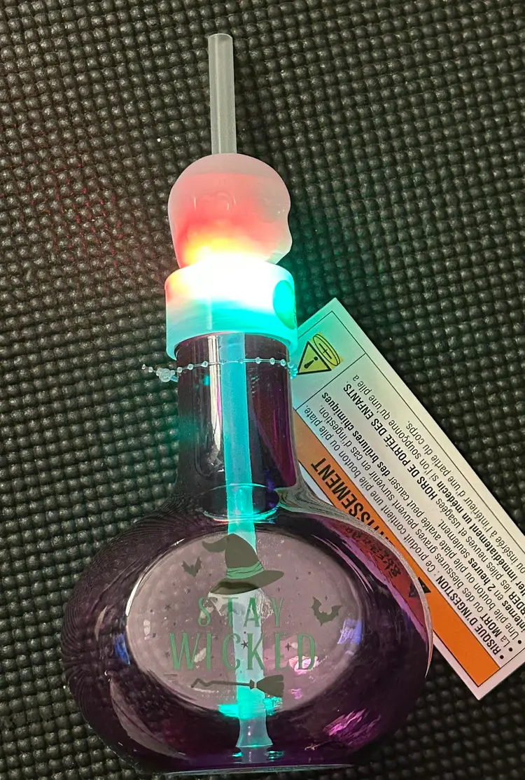 Lights Up S’Allume Purple Drink Cup With Straw Skull NWT