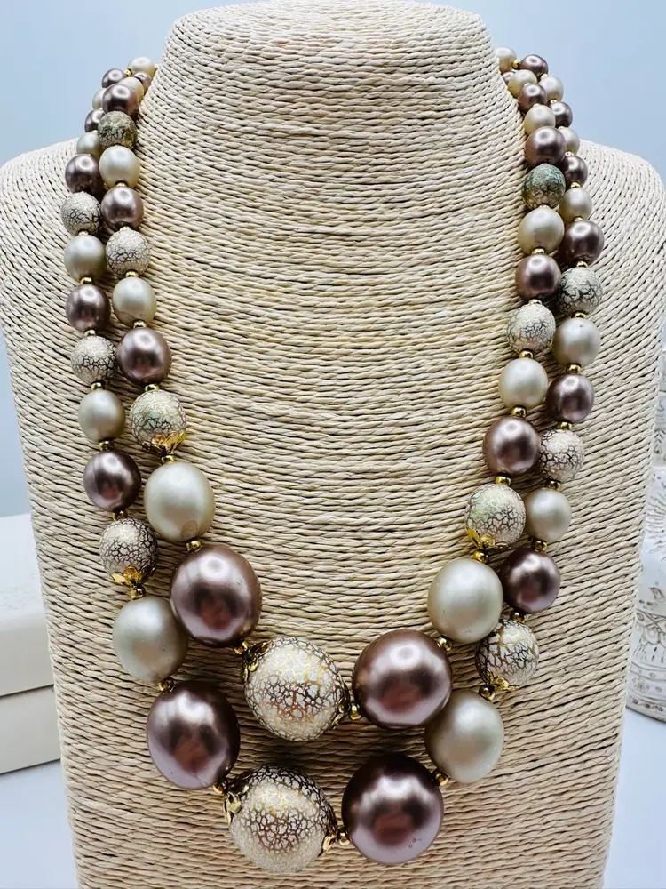 Vintage Multi Strand Hong Kong Crackle Beaded Necklace