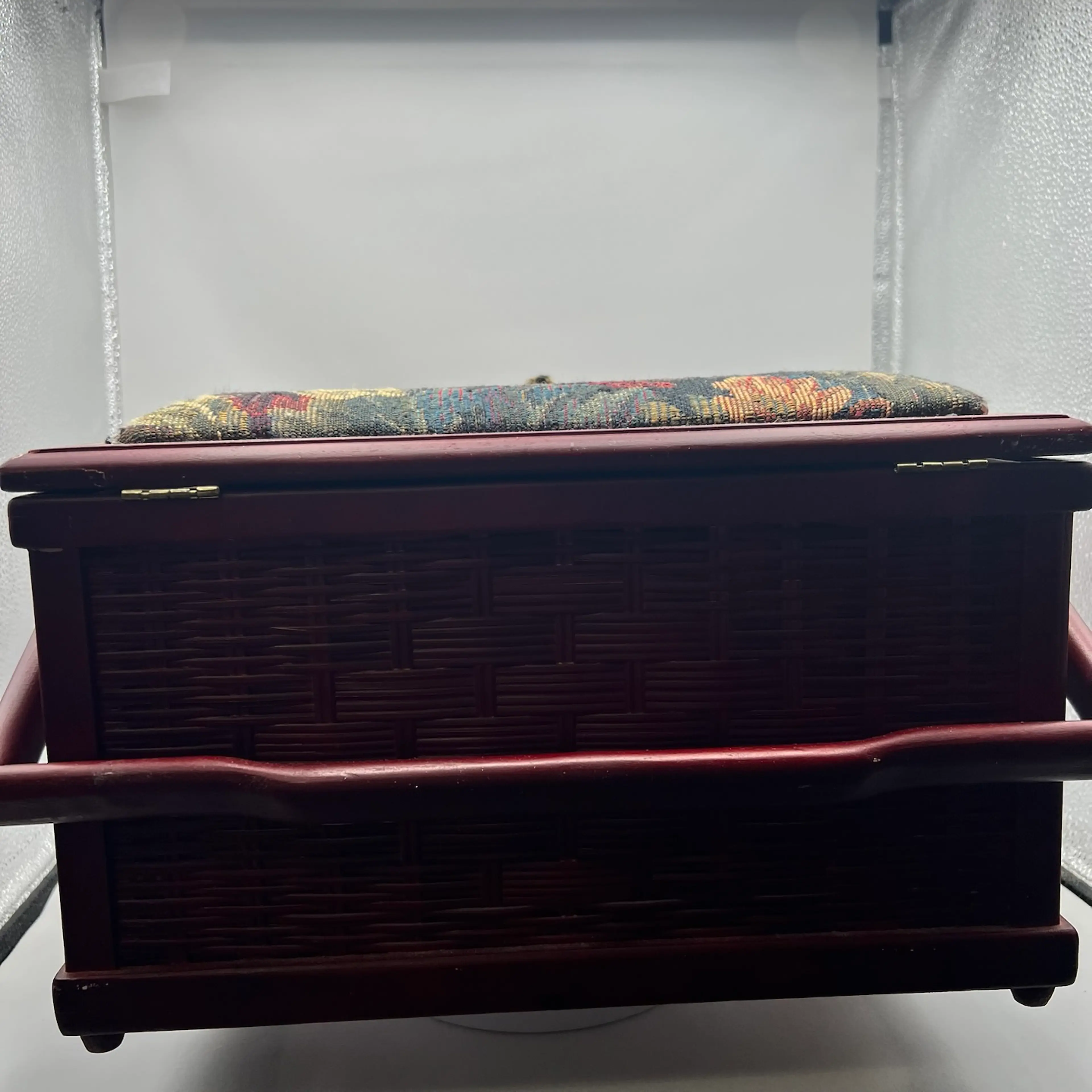 Image 4 of 8