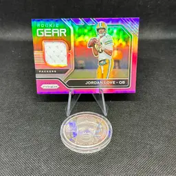 2020 Panini Prizm Jordan Love Rookie Gear Jersey Pink Prizm Green Bay Packers