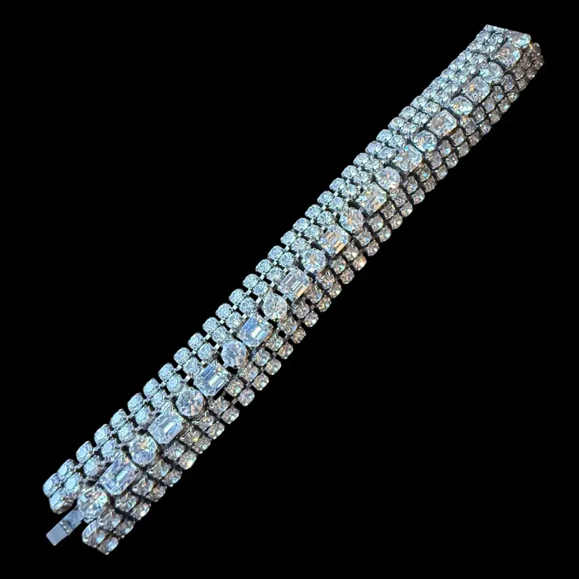La Rel Rhinestone Domed Bracelet 7.5β