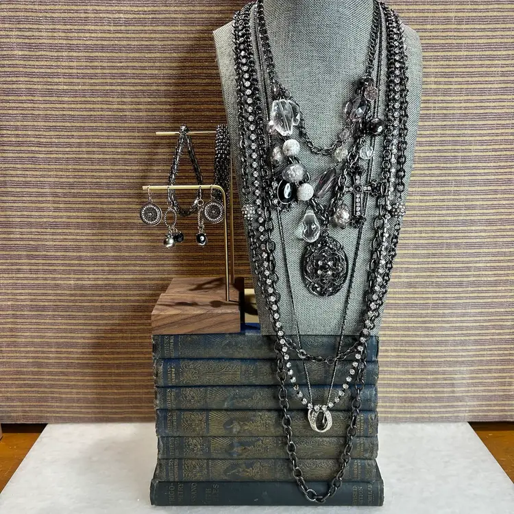 Coordinated Costume Jewelry Set - NY, Express, Chico’s