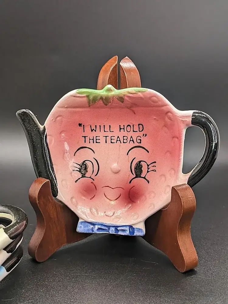 Set (4) Anthropomorphic Fruit Tea Bag Holders