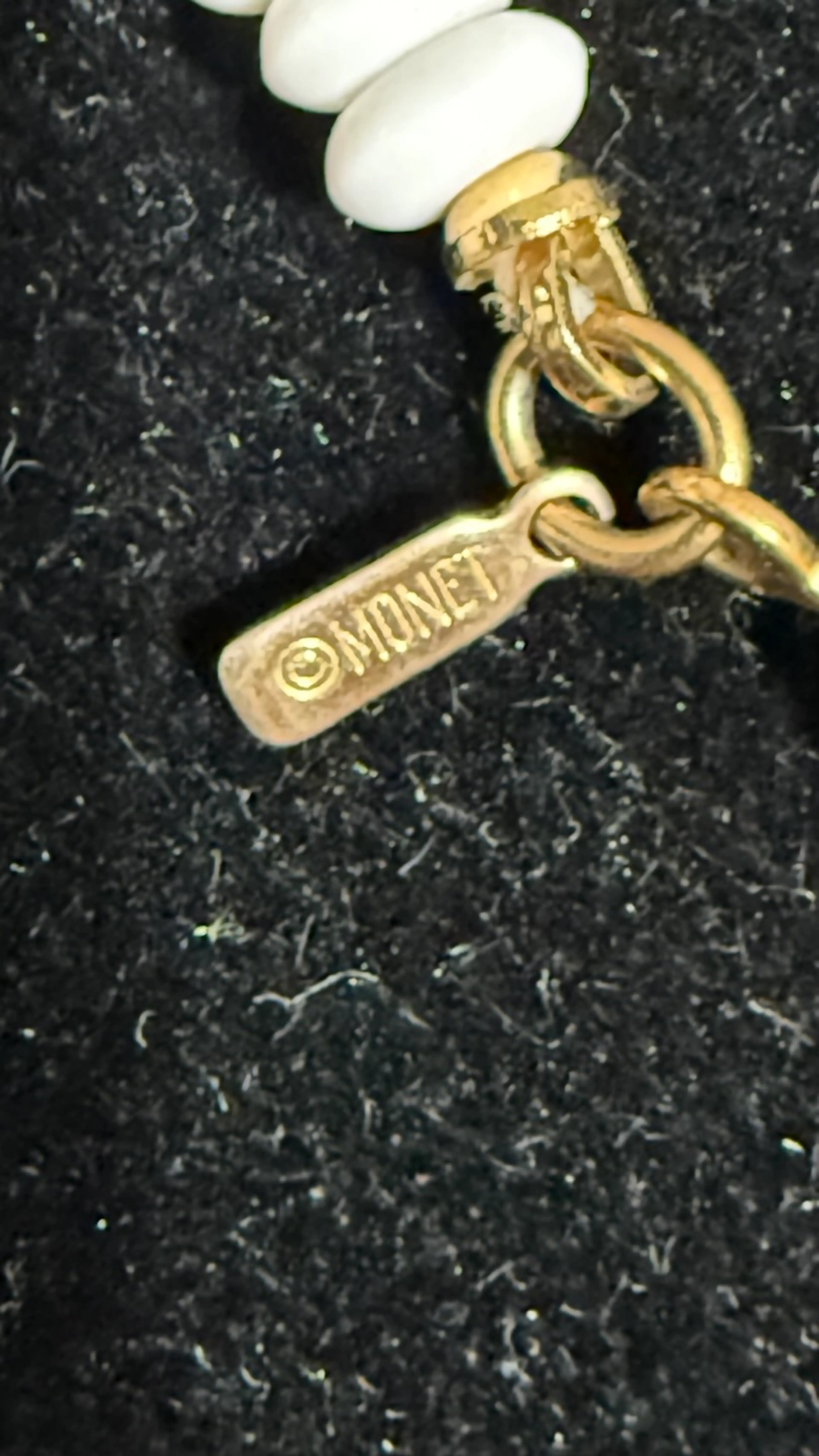 Image 4 of 4