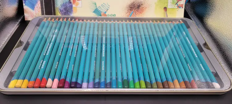 Derwent Watercolor pencils set