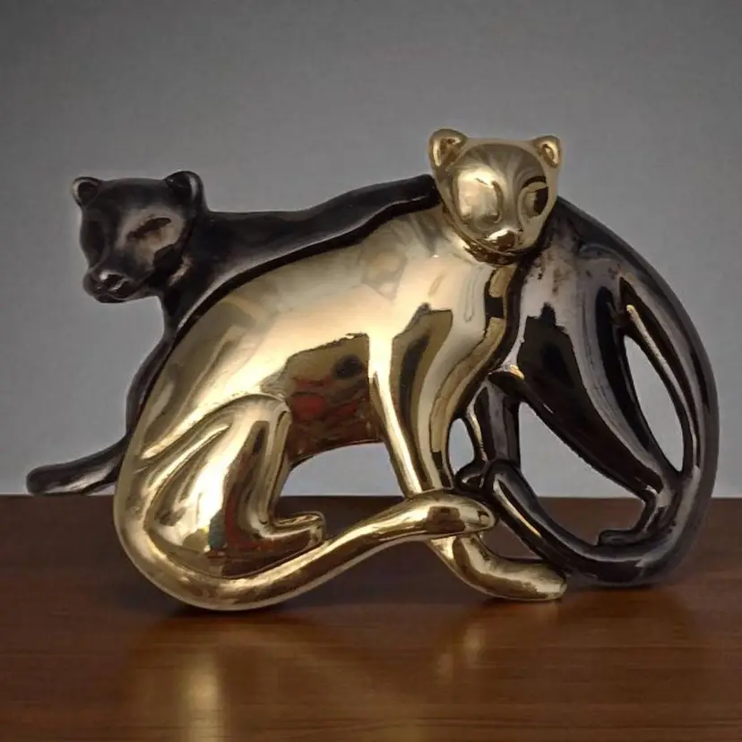 Liz Claiborne Signed Cat Panther Jaguar Brooch Pin Regency Vintage 80s Gold Tone