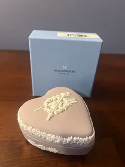 Wedgwood lilac Jasperware heart trinket box with white floral relief. 1.25”h 3” W