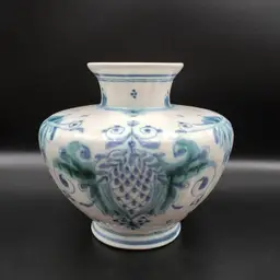 *RARE* Royal Delft Green/White Delvert Ribbed Vase