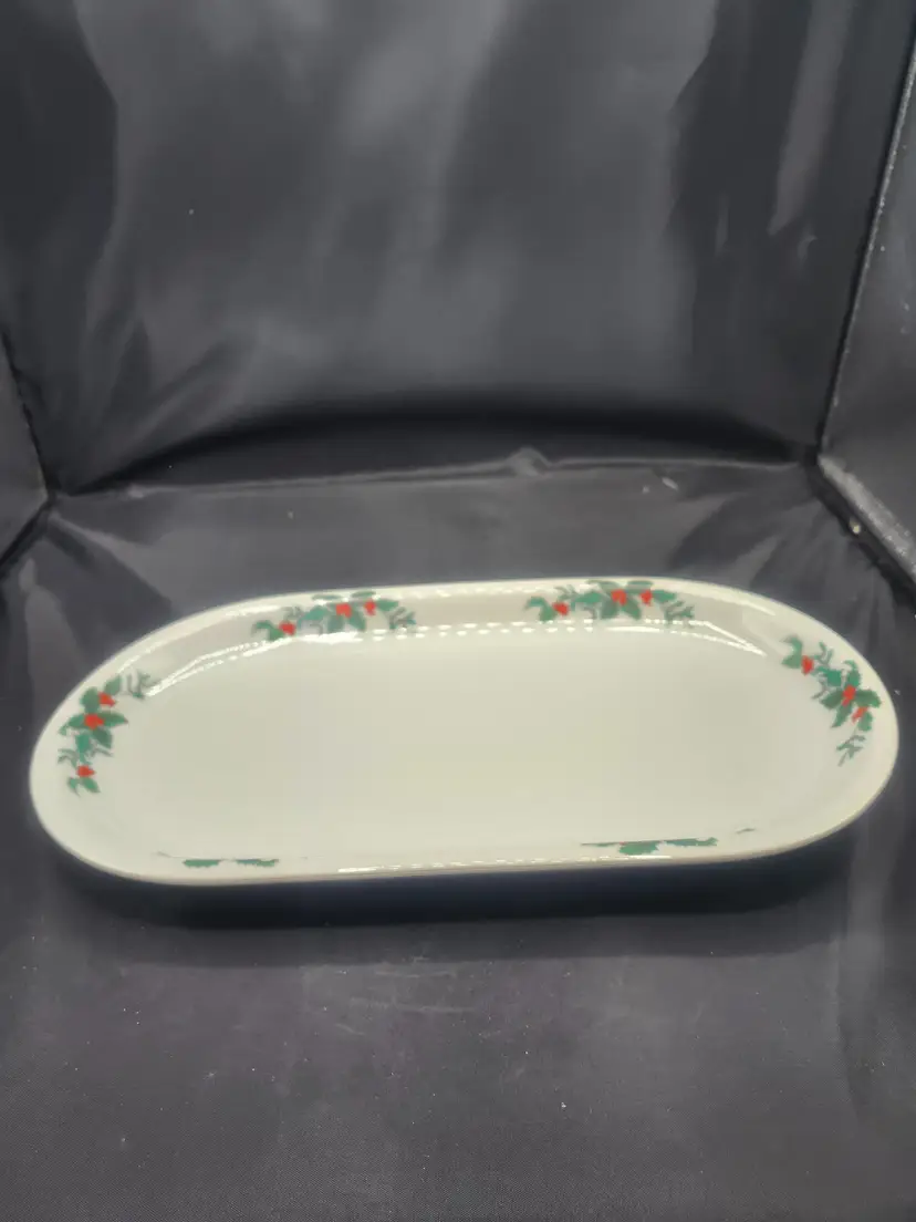 Cordon Bleu BIA Serving Platter White with Holly and Berries Design