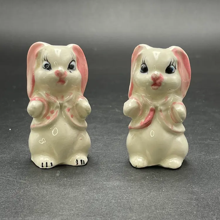 Bunny Rabbits Salt Pepper Shakers VTG Set of 2 Kitsch Kitschy Easter Spring