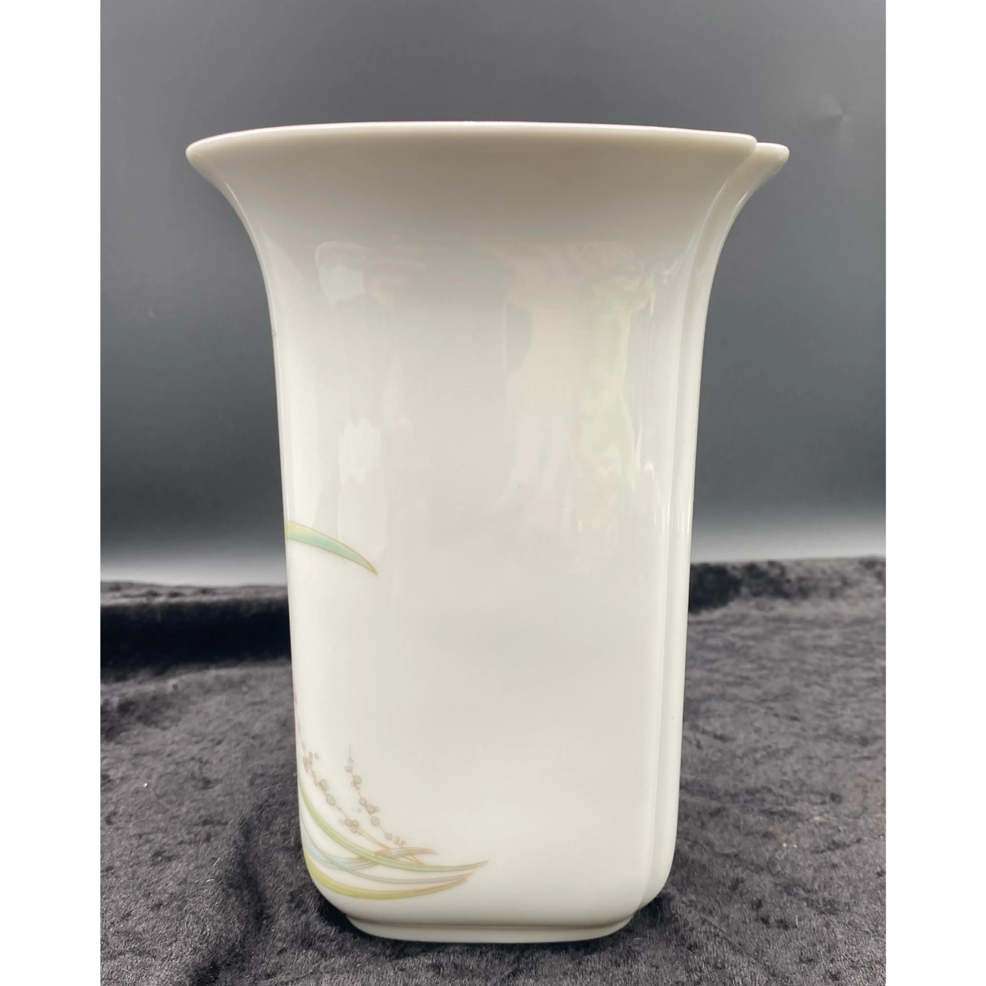 Image 4 of 10