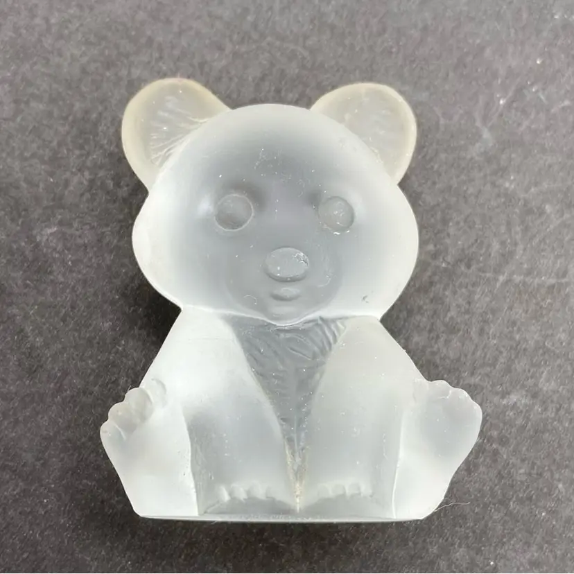 #0057 A charming frosted glass teddy bear figurine, a paperweight/figurine